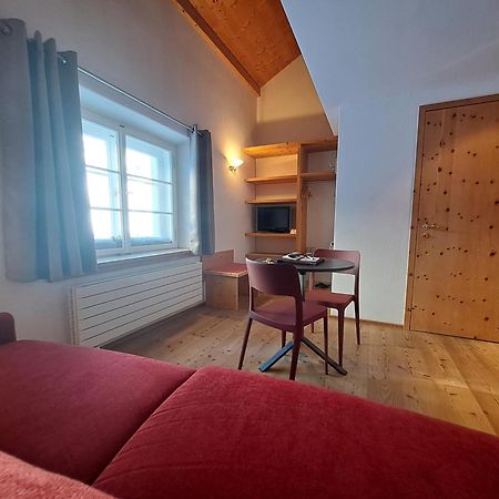 Gasthaus & Hotel Berninahaus Понтрезина Екстериор снимка