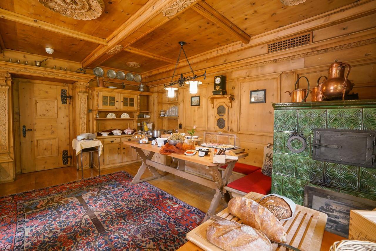 Gasthaus & Hotel Berninahaus Понтрезина Екстериор снимка